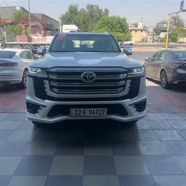 Toyota for sale in Iraq